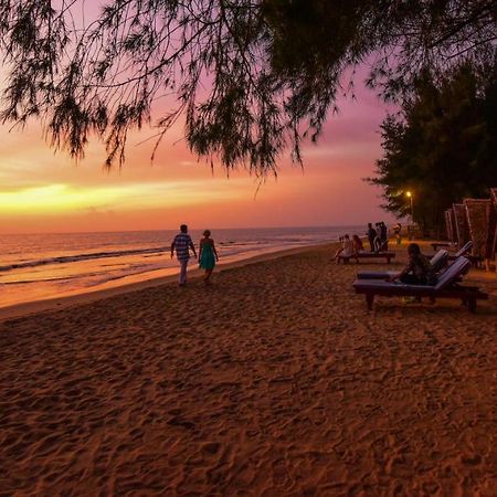 The Nattika Beach Resort Thrissur Exterior photo