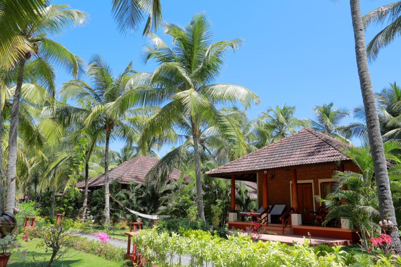The Nattika Beach Resort Thrissur Exterior photo
